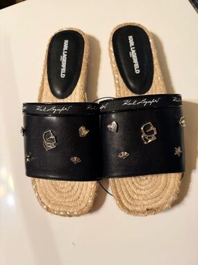 NWOT Karl Lagerfeld Paris Espadrille Slide Sandals Black Logo Charms Size9